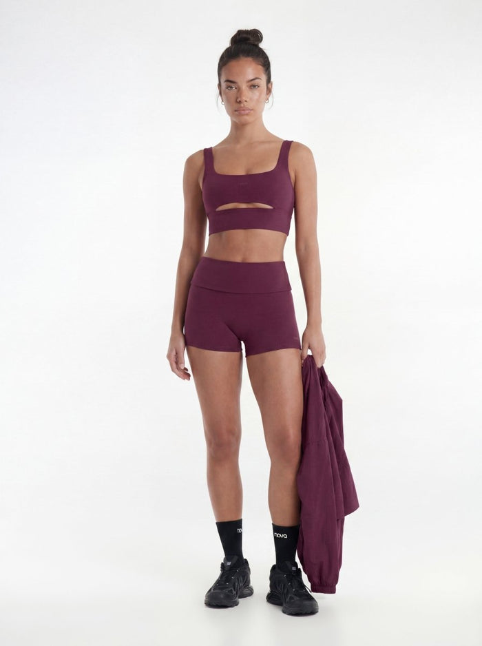 https://cdn.shopify.com/s/files/1/0293/9277/files/03-25-26_S9_PM_2_B12503SB0502_Merlot_JG_IM_16-45-02_34600-1_SG_JA.jpg?v=1776113772