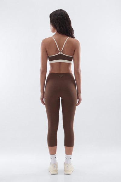 https://cdn.shopify.com/s/files/1/0293/9277/files/03-04-26_S6_PM_4_B125SP1201_Brown_JG_NL_17-14-33_8811-2_EH_ES_ES_ES_JA.jpg?v=1773702966&with=400&height=600